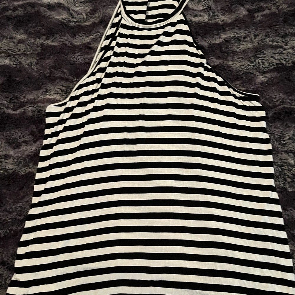 High neck tank